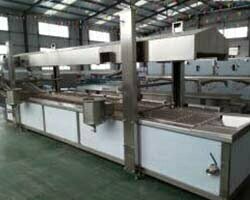 Industrial continuous potato chips frying machine